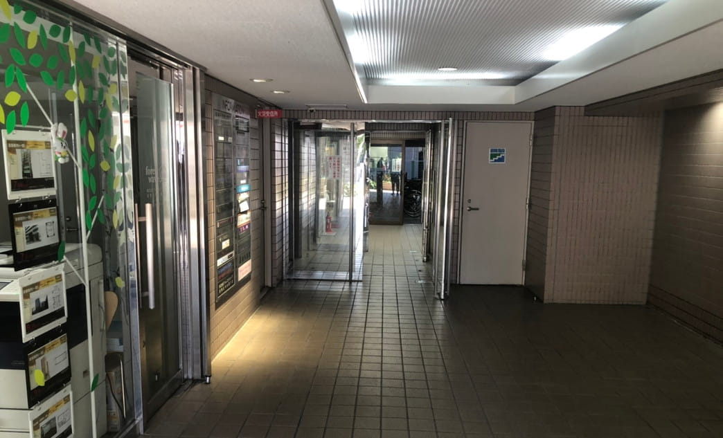 エントランス